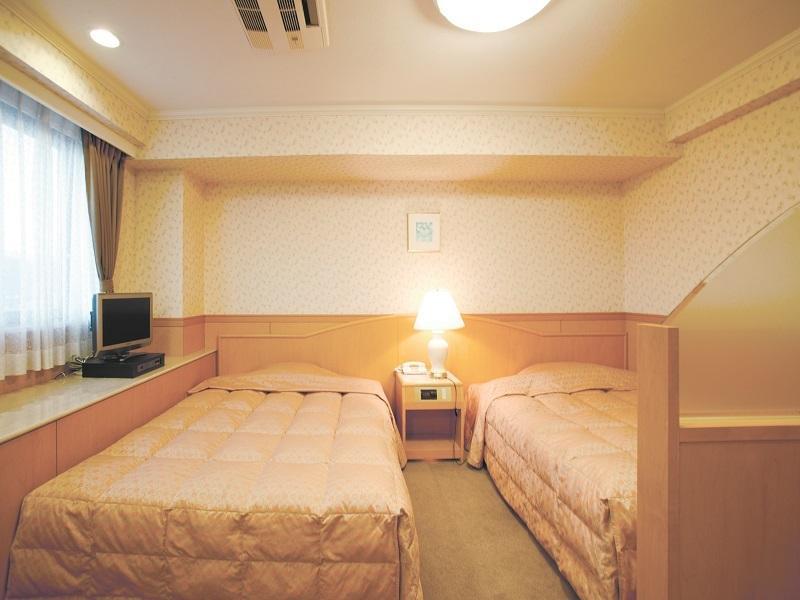 Hotel Montagne Matsumoto Bagian luar foto
