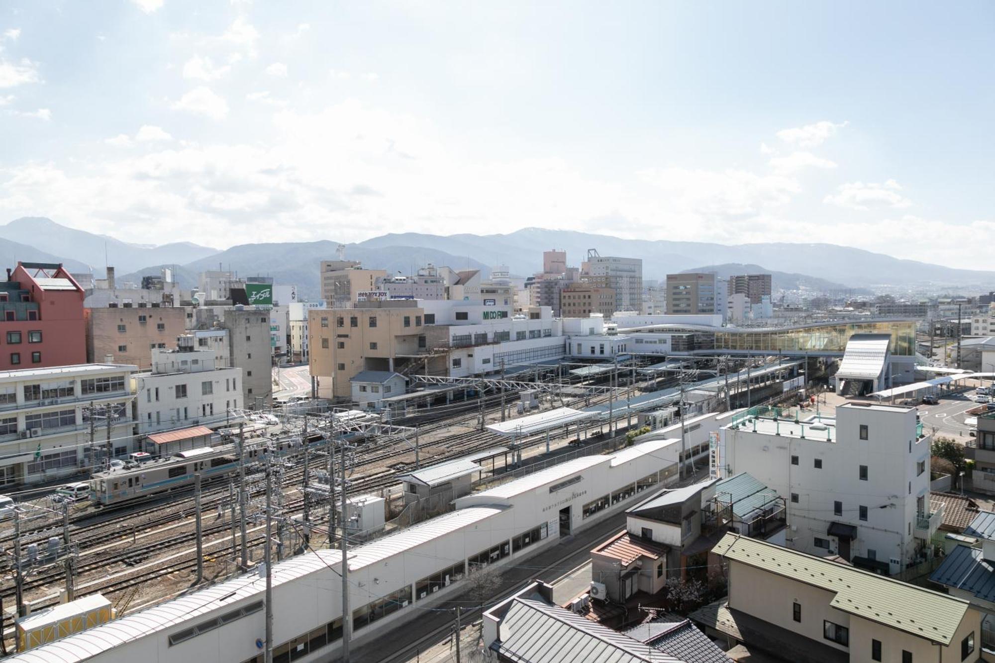 Hotel Montagne Matsumoto Bagian luar foto