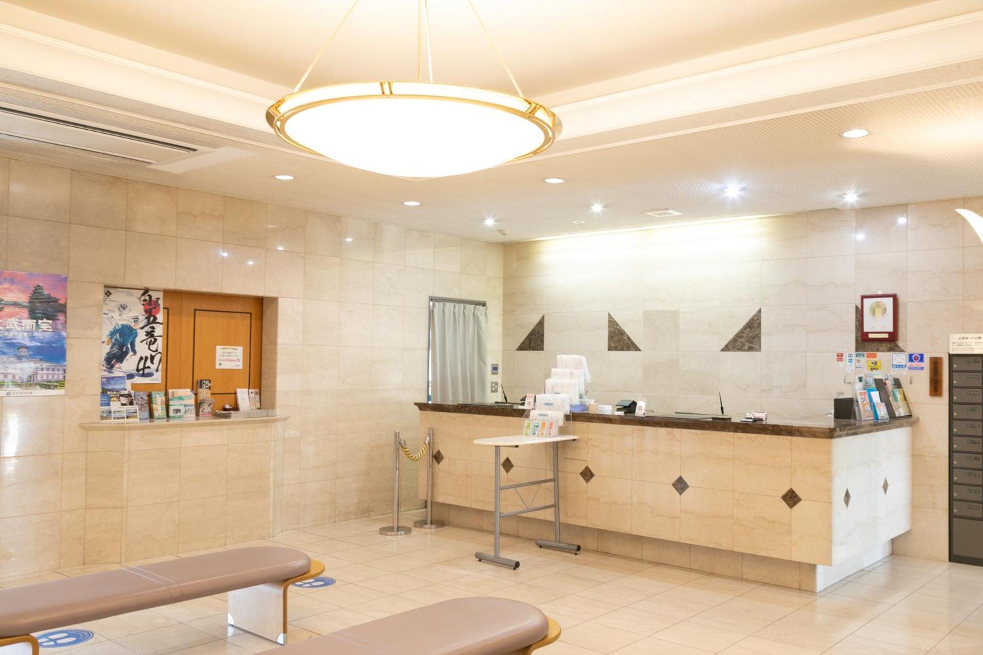 Hotel Montagne Matsumoto Bagian luar foto